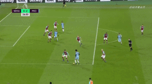 斯科尔斯：梅努在英超每次都是替补出场