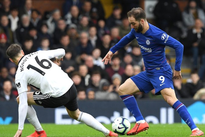 前锋单场双响助球队取胜