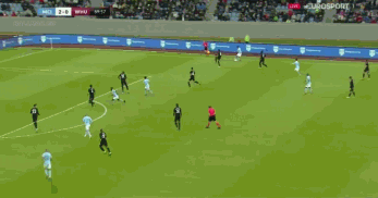 造访迈阿密国际，特雷泽盖晒与梅西合影：毋庸置疑的第一人