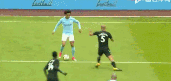 保罗生涯总助攻和抢断皆排名历史第二，仅次于斯托克顿